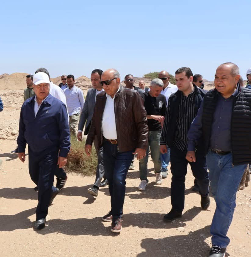 وزيرا-النقل-والكهرباء-يتفقدان-جبل-الجلالة-لبدء-اتخاذ-الإجراءات-اللازمة-لمشروعات-طاقة-الرياح